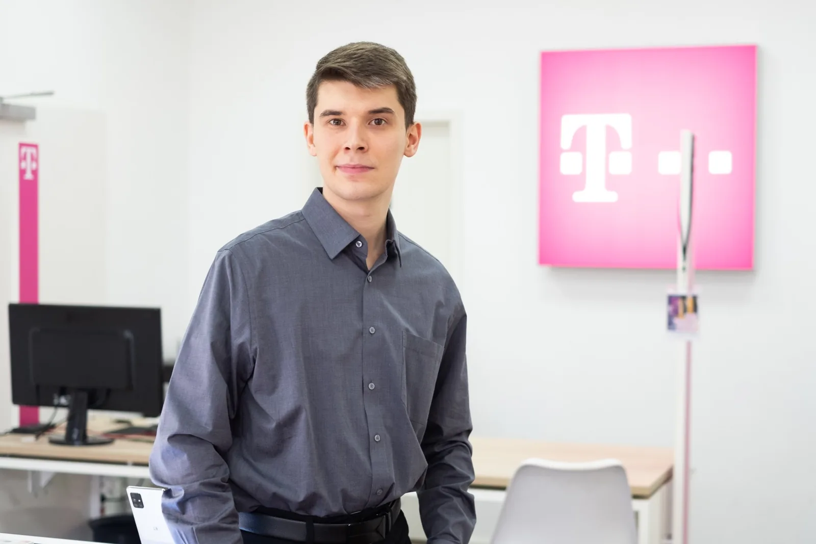 Patrick Heilbronner im Telekom Shop Gilching
