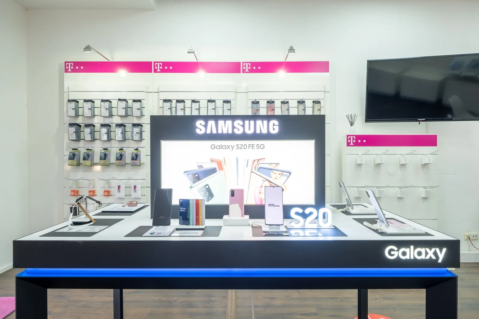 Smartphones im Telekom Shop Gilching